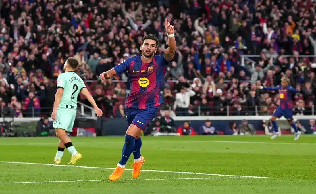 اجتماع حاسم بين برشلونة وفيران توريس بعد اهتمام باريس سان جيرمان