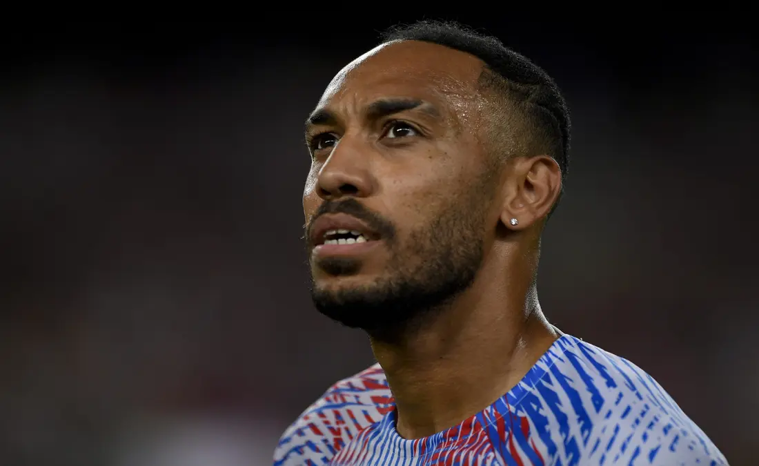 ديبورتيفو لاكورونيا يتعاقد مع أوباميانج ويستفيد من تجربته مع برشلونة