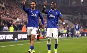 الهلال السعودي يخطط للتعاقد مع إليمان ندياي كبديل لديمبيلي