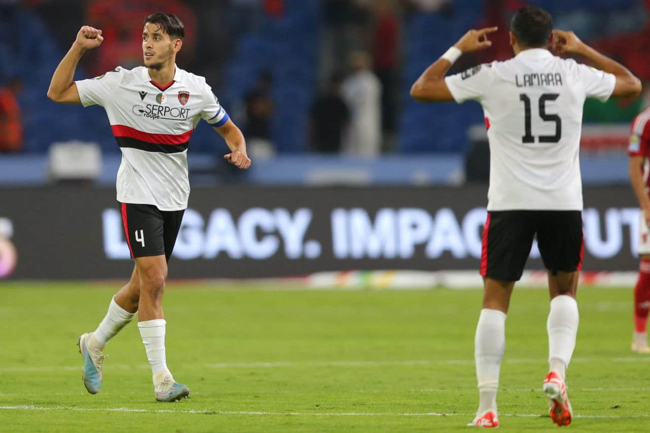 زين الدين بلعيد ينتقل إلى الدوري السعودي: تحدٍ جديد في مسيرته