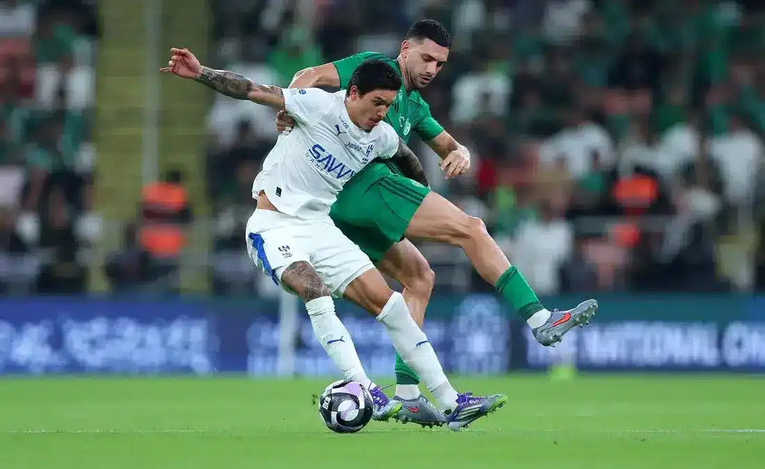 انتقالات نونيز وميتي: ماذا ينتظر الهلال السعودي؟