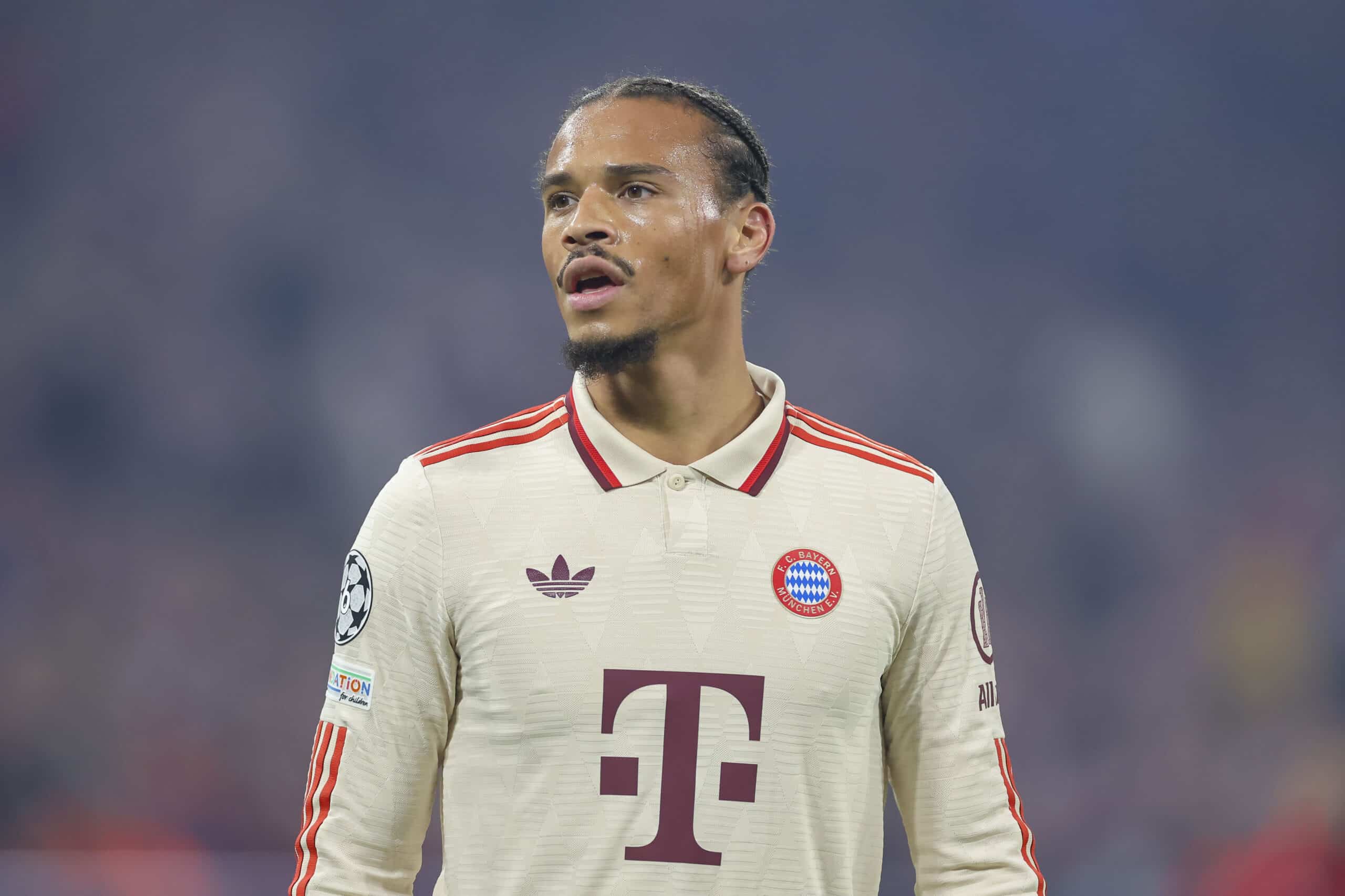 مستقبل ليروي ساني مع جلطة سراي بعد رفض عروض الدوري السعودي