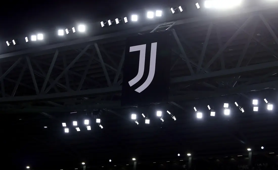 يوفنتوس يسعى للتعاقد مع أوناي سيمون لتعزيز حراسة المرمى